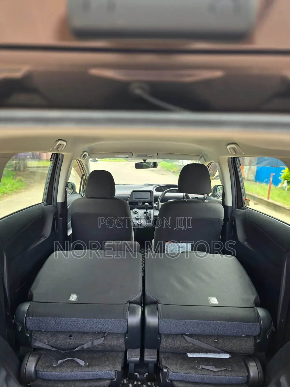 Toyota Sienta 2019 Brown