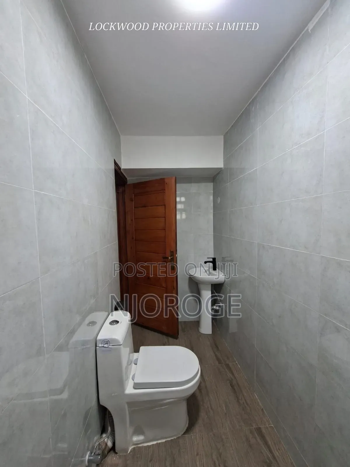4bdrm Townhouse / Terrace in Muhuri Road, Regen for rent