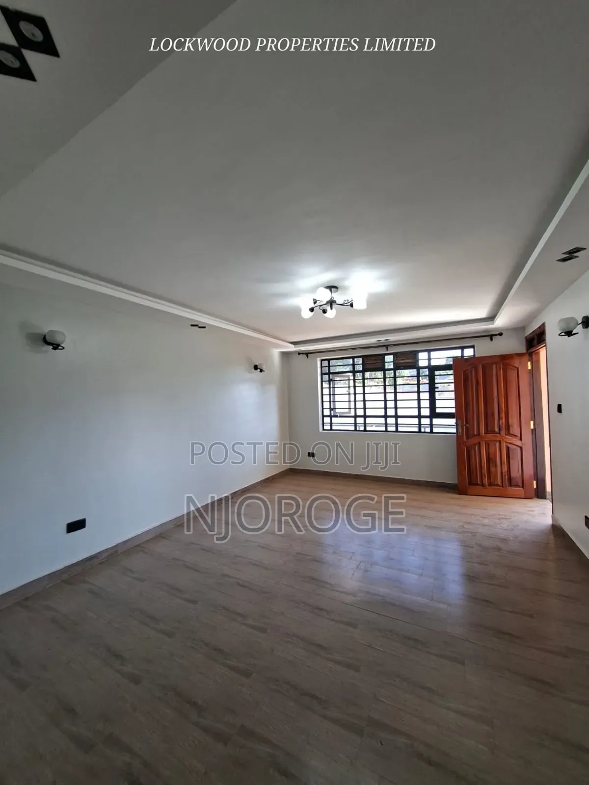 4bdrm Townhouse / Terrace in Muhuri Road, Regen for rent