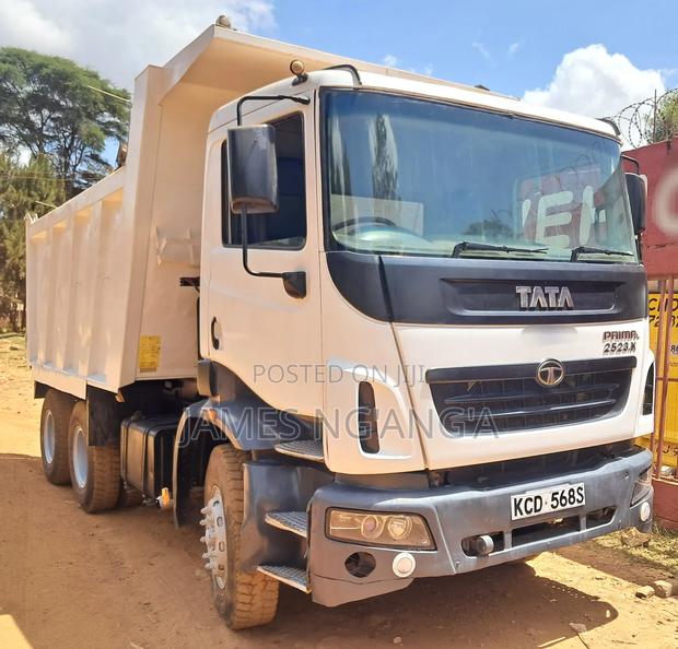 Tata Prima Tipper Lorry - thumbnail 2