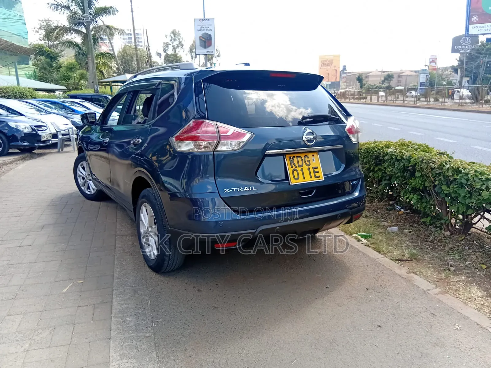 Nissan X-Trail 2.0 Petrol AWD 2015 Blue