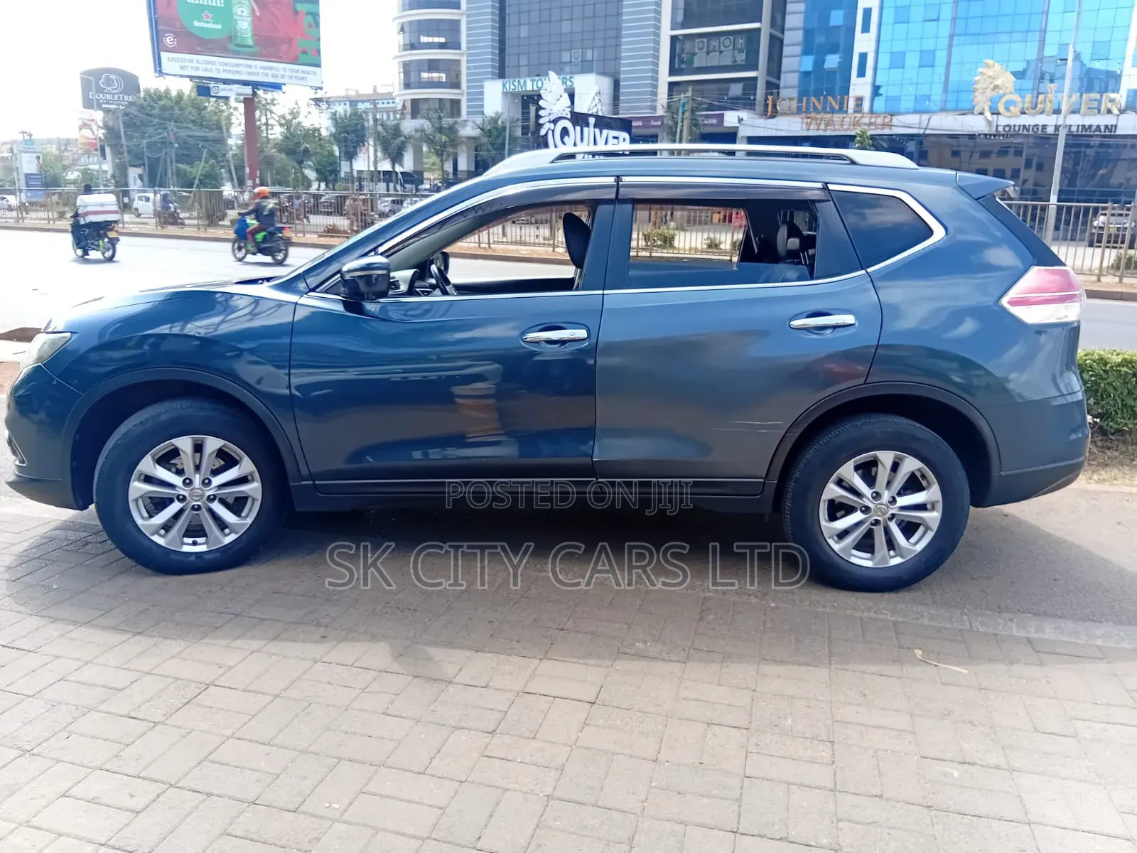 Nissan X-Trail 2.0 Petrol AWD 2015 Blue