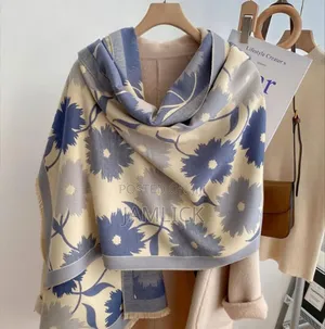 Luxury Floral Print Cashmere Pashmina Scarf for Women
- Cr