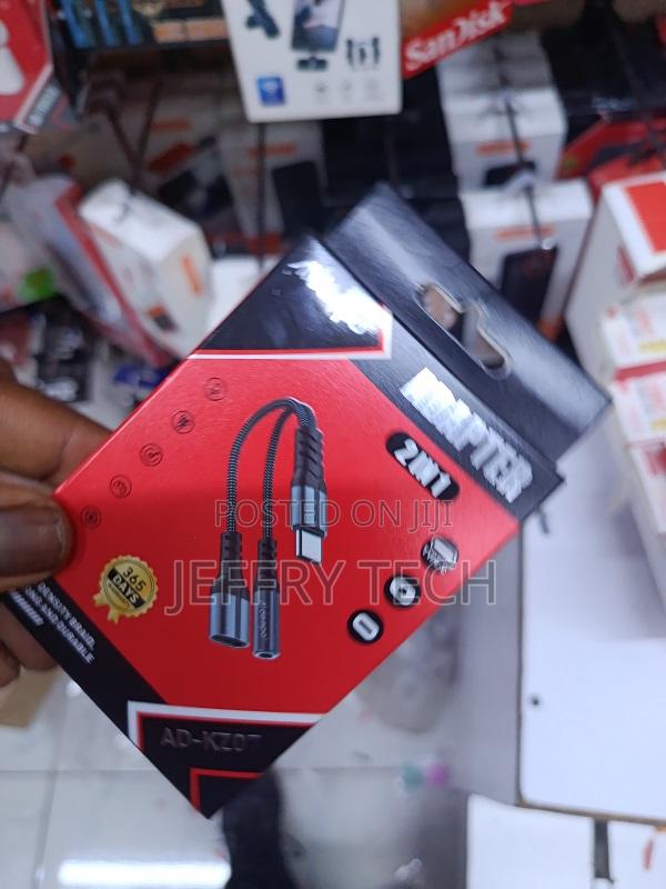 2-in-1 Type C Adapter Functions as Both a Charger and Audio Converter - thumbnail 2