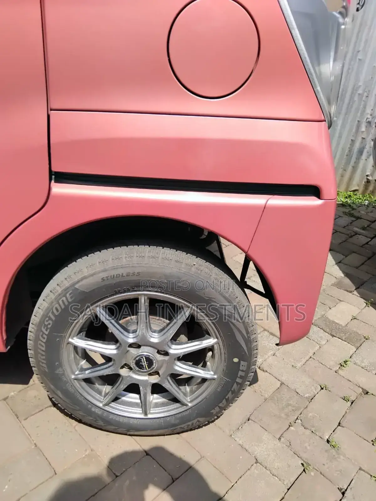 Mitsubishi EK 2017 Pink