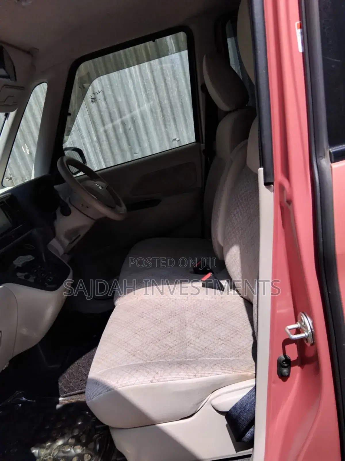 Mitsubishi EK 2017 Pink