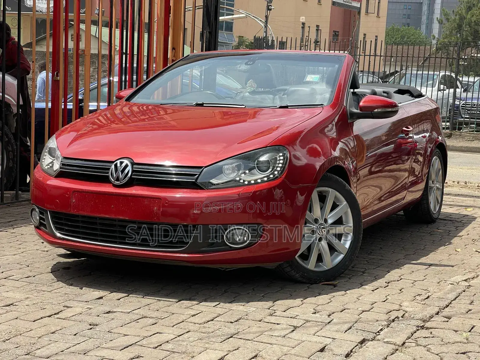 Volkswagen Golf R 2-Door 2013 Red