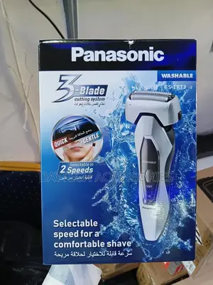 This Is a Panasonic Es-Ert3 3-Blade Electric Shaver.