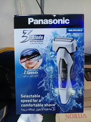 This Is a Panasonic Es-Ert3 3-Blade Electric Shaver.