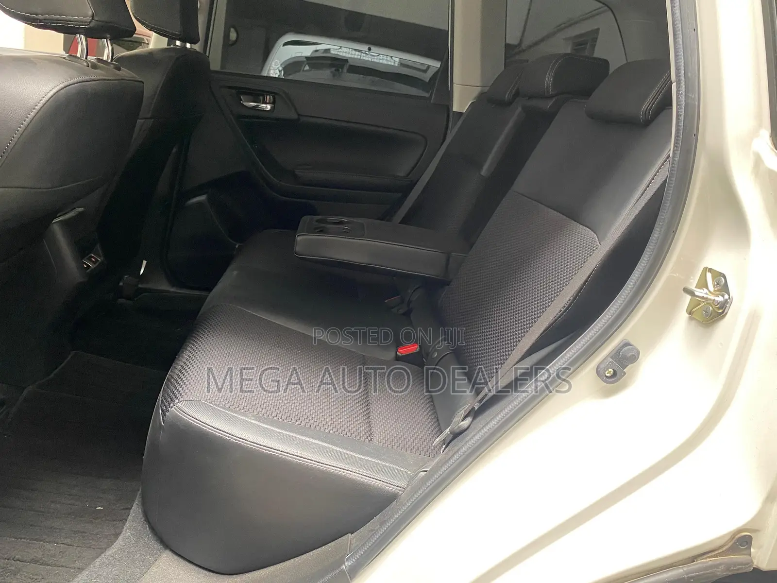 Subaru Forester 2018 White