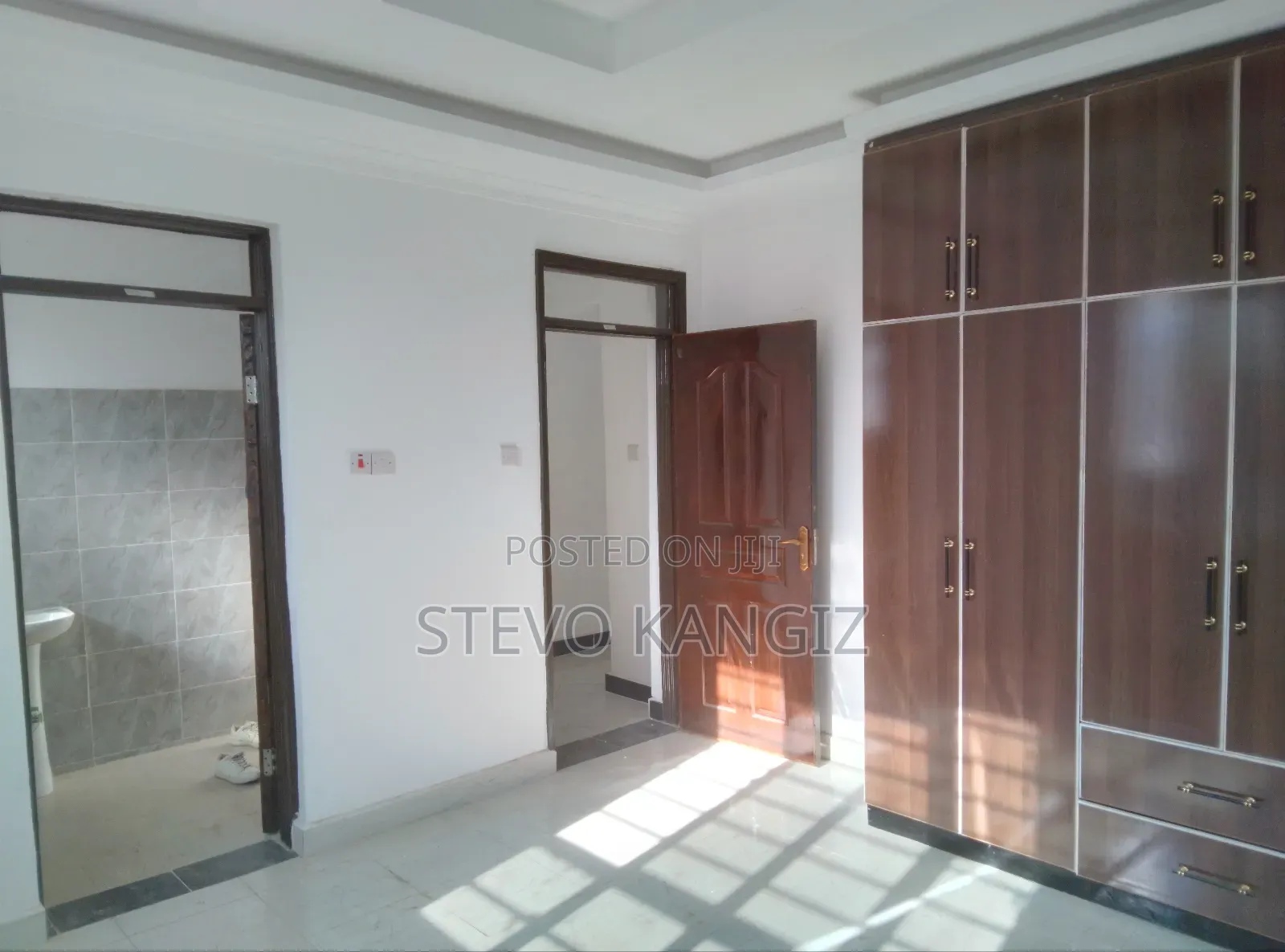 Own Compound 3bd for Sale With Electric Fence