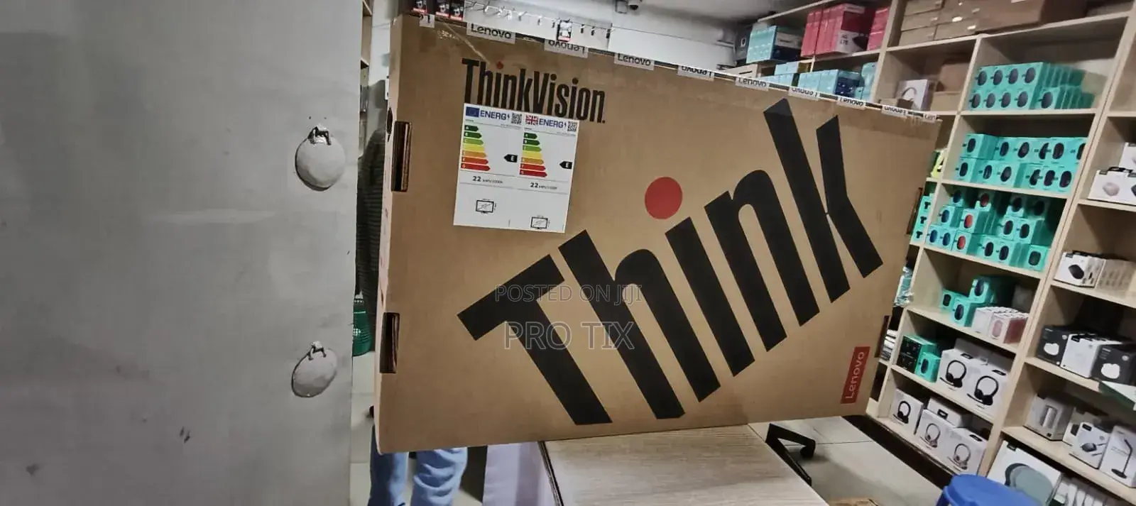 Lenovo Thinkvision S27i-30 27" FHD Monitor, Raven Black Color,