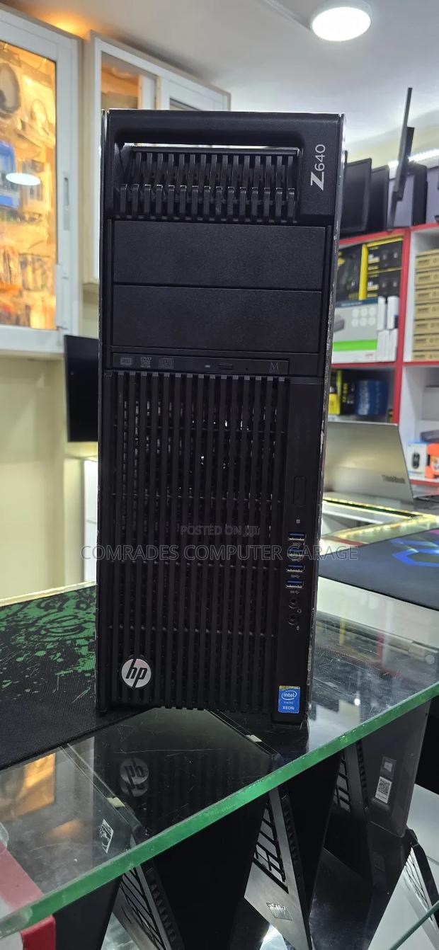 Desktop Computer HP Z640 32GB Intel HDD 1T - thumbnail 2