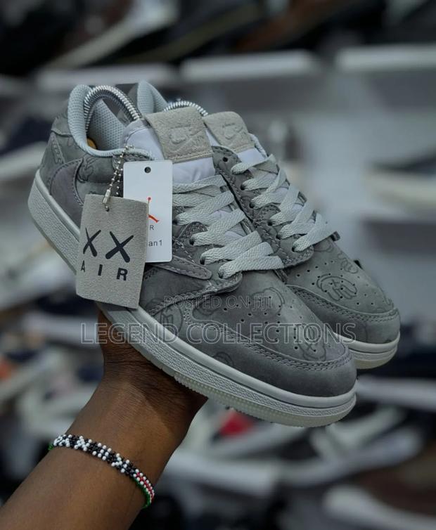 Air Jordan 1 Low×Kaws×Travis Scott(Size 38-45) - main view
