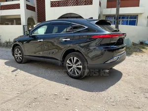 Toyota Harrier 2.0 2020 Black