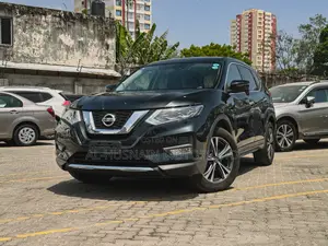 Nissan X-Trail 2.0 Petrol FWD 2018 Black
