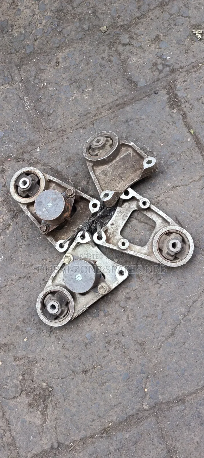 Differential Mounts Vanguard, Rav4 2008.