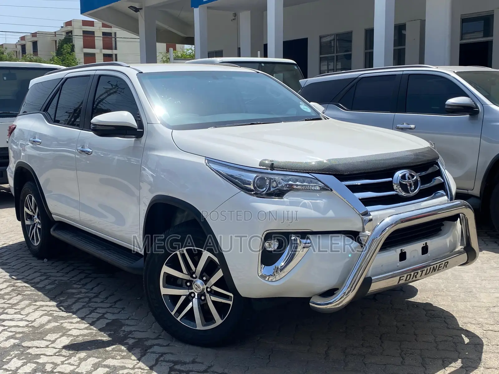 Toyota Fortuner 2.8 D AWD 2019 White