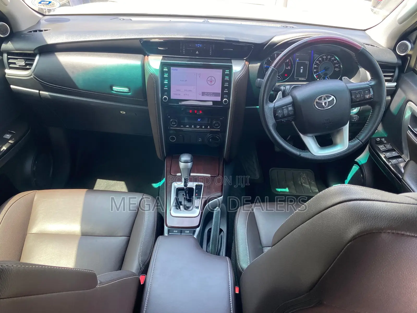 Toyota Fortuner 2.8 D AWD 2019 White