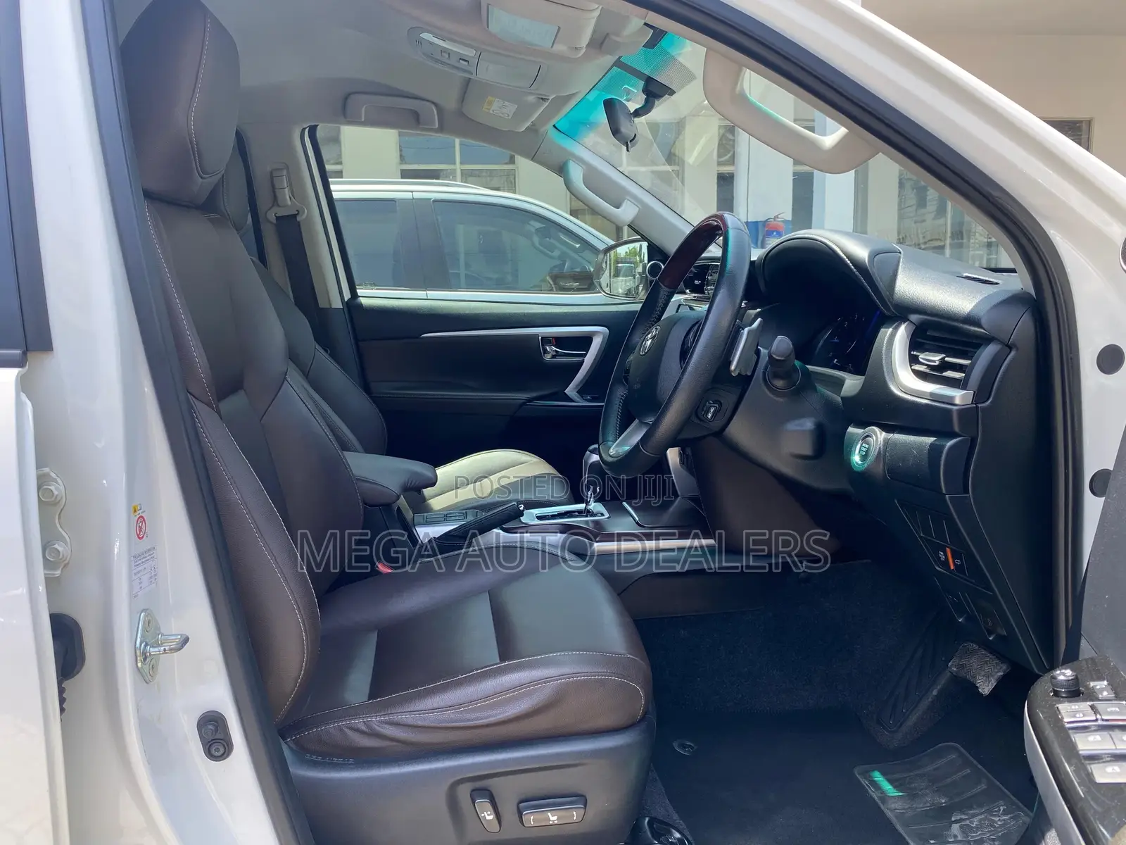 Toyota Fortuner 2.8 D AWD 2019 White