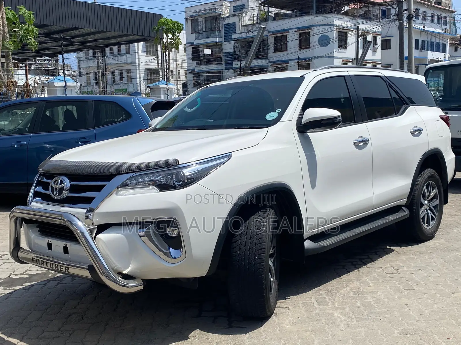 Toyota Fortuner 2.8 D AWD 2019 White