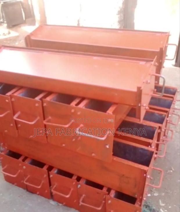 Road Kerbs Molds - main view