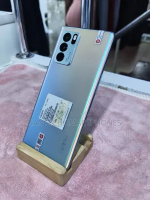 New Oppo Reno 256 GB Gray