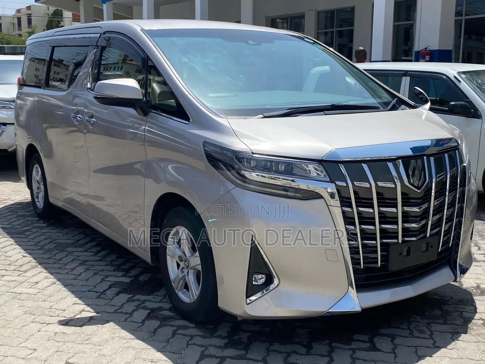 Toyota Alphard 2018 Gray