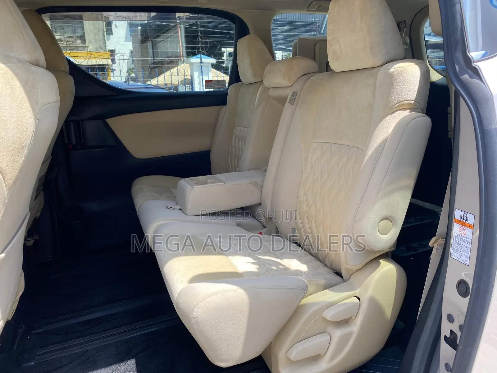 Toyota Alphard 2018 Gray