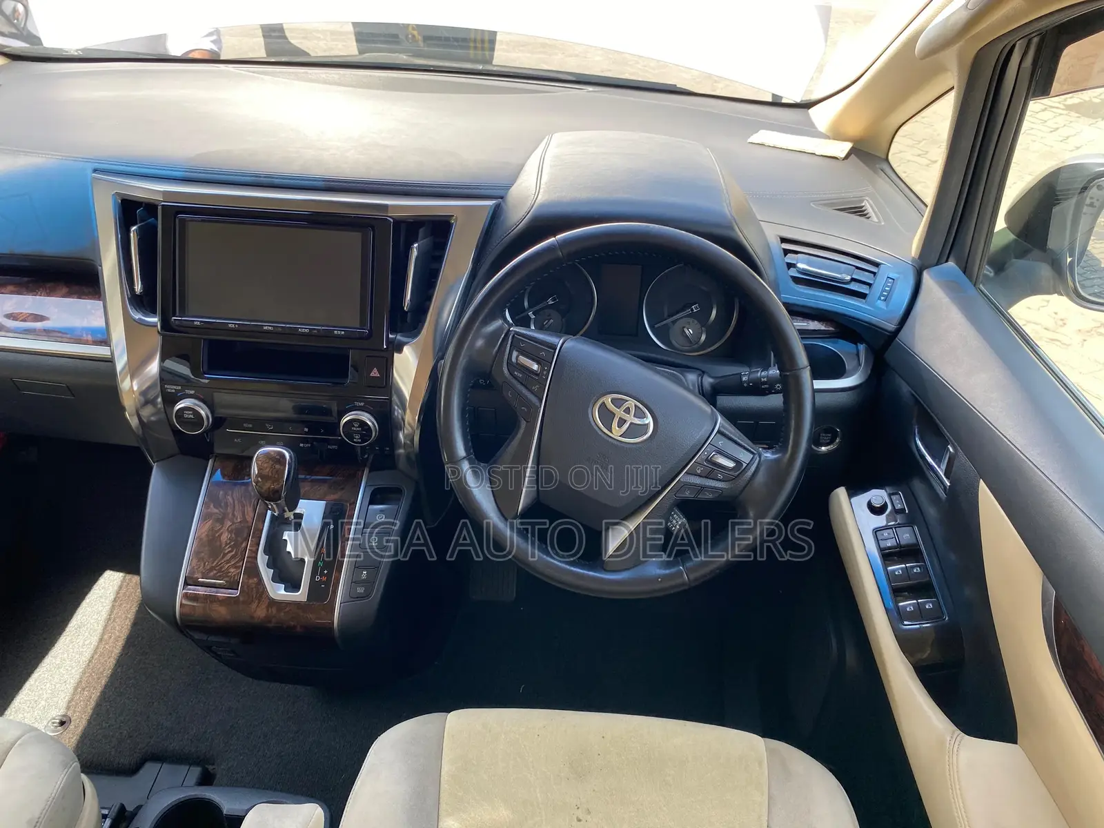 Toyota Alphard 2018 Gray