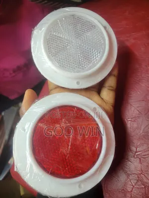 Round Reflectors Red White