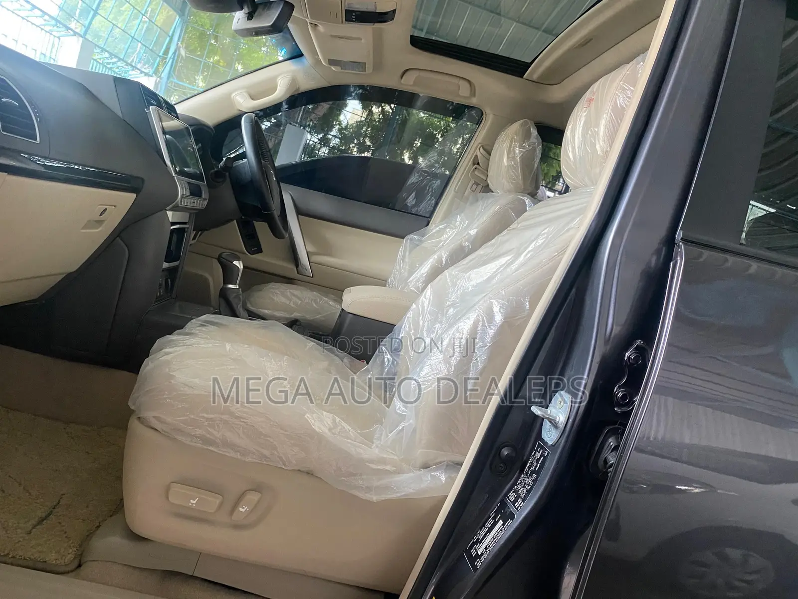 Toyota Land Cruiser Prado 2018 Gray
