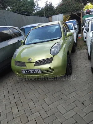 Nissan March 2004 Green