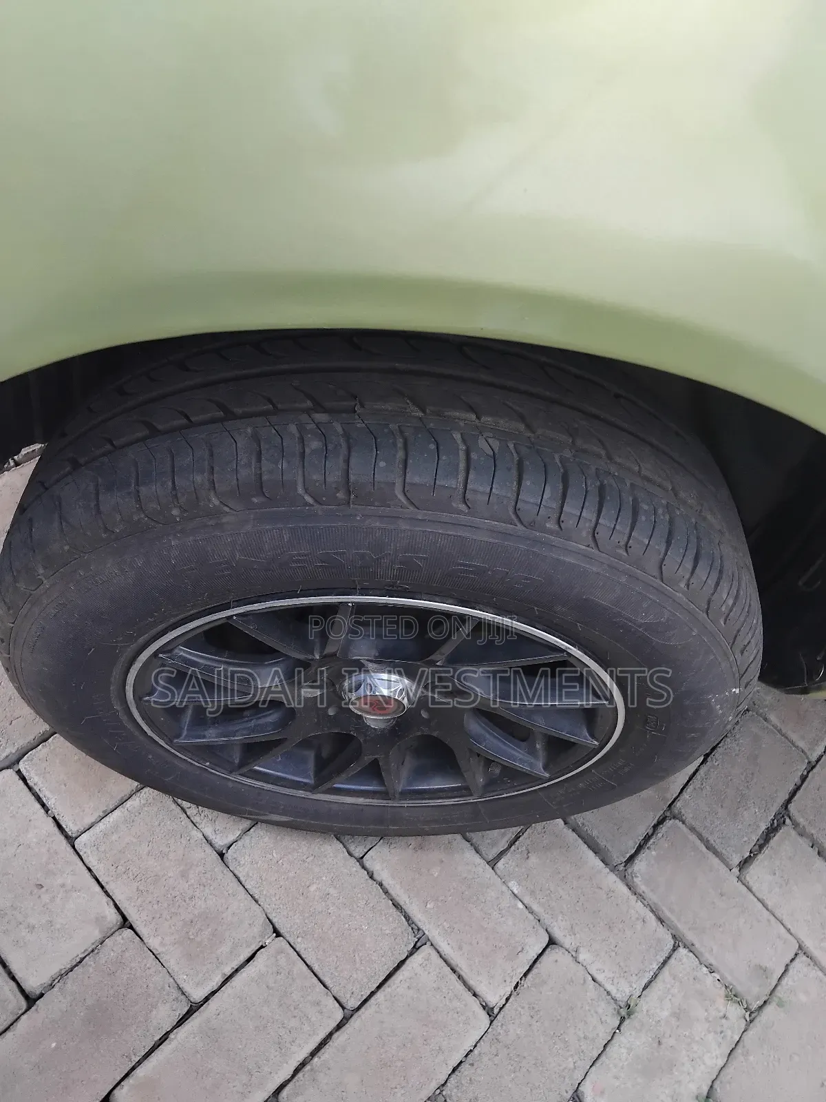 Nissan March 2004 Green