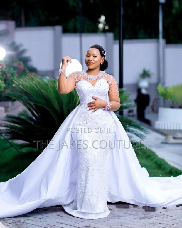 Custom-Made White Wedding Gowns - thumbnail 3
