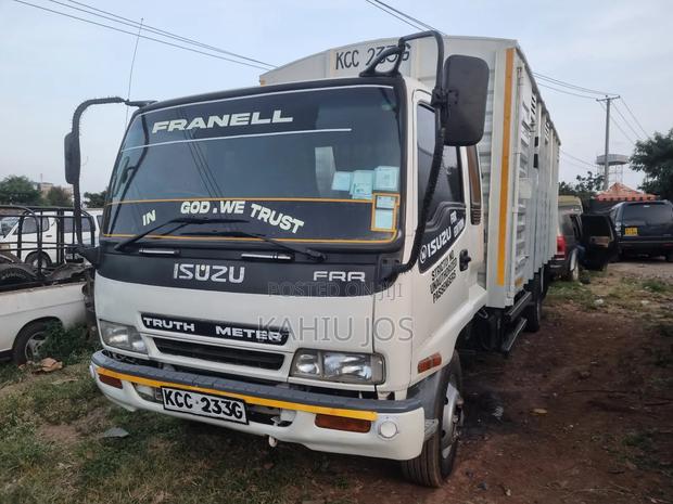 Isuzu FRR Truck