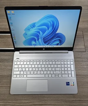 Laptop HP 15s 8GB Intel Core I7 SSD 512GB