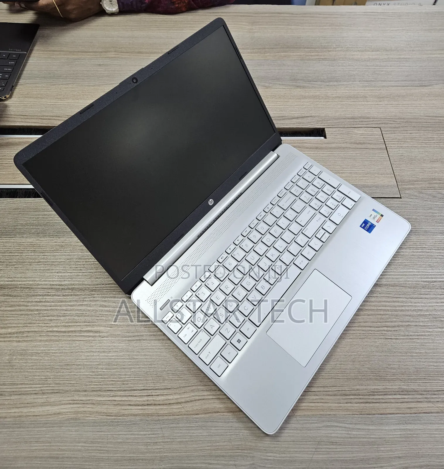 Laptop HP 15s 8GB Intel Core I7 SSD 512GB