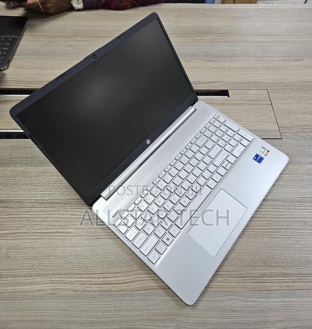 Laptop HP 15s 8GB Intel Core I7 SSD 512GB - thumbnail 4