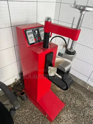 Commercial Tyre Vulcanizing Machine, Best Quality Sunshine Italy
