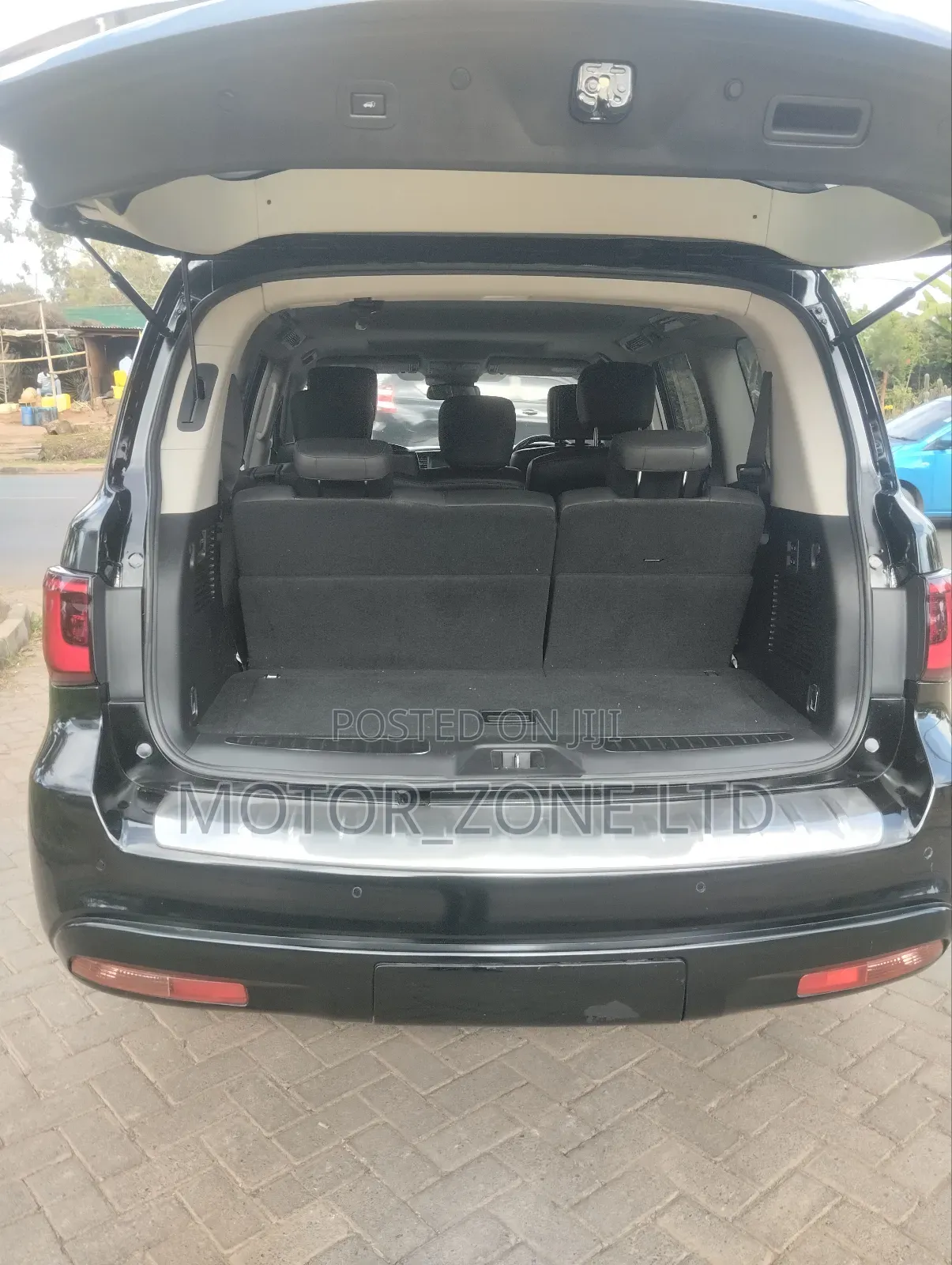 Infiniti QX80 2017 Black