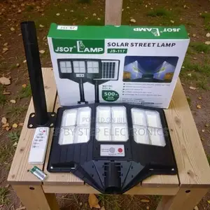 High-Powered Stable Performance 500w Watts Solar Street Light