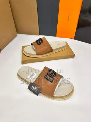 D G Sandals