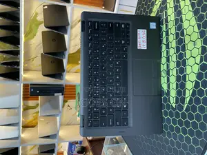 Laptop Dell Latitude 5300 8GB Intel Core I7 SSD 256GB