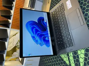 Laptop Dell Latitude 5300 8GB Intel Core I7 SSD 256GB