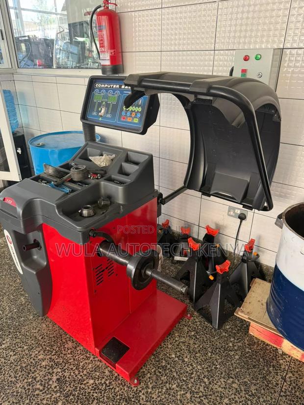 Heavy Commercial Vehicle Wheel Balancer Best Quality