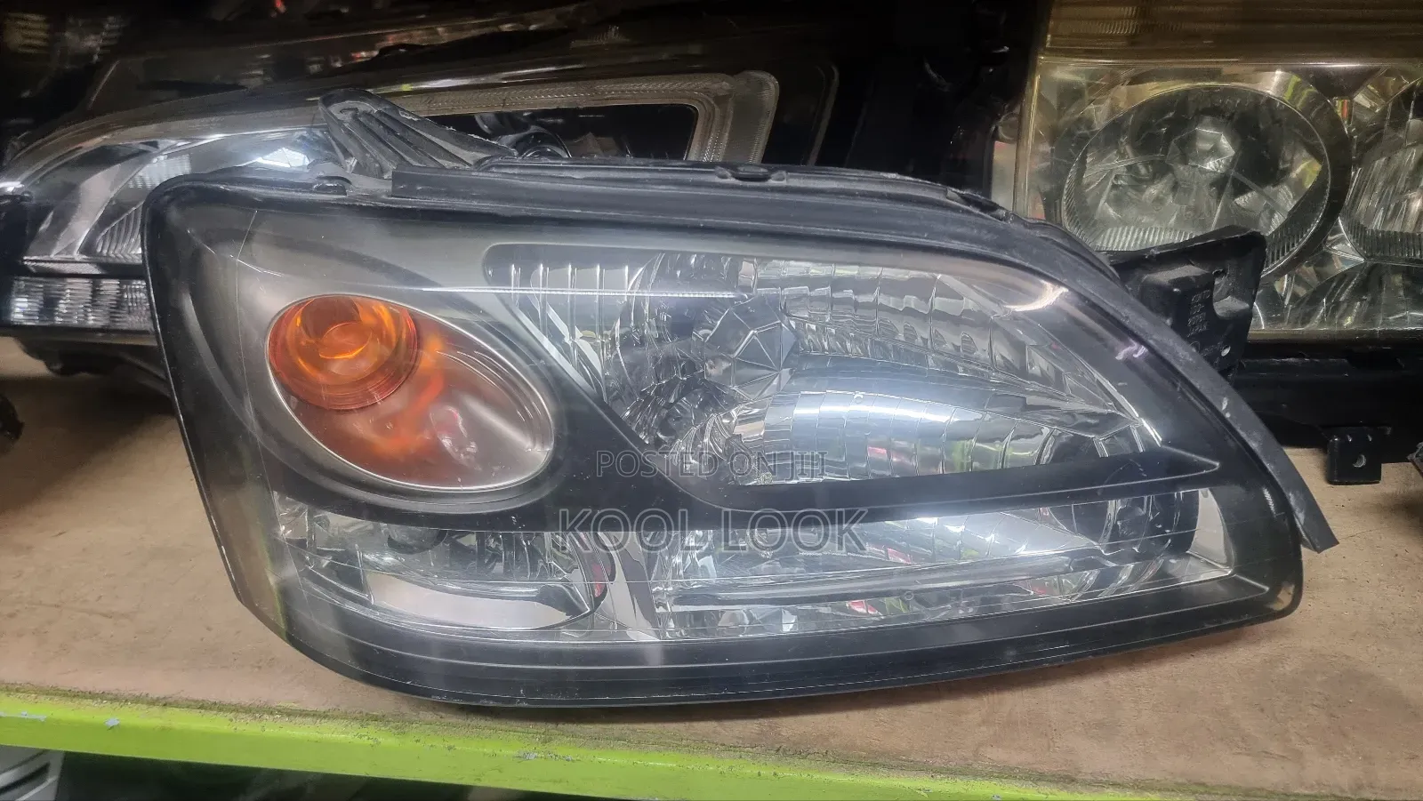 Subaru Legacy/ Outback Bh5 Headlight Xenon