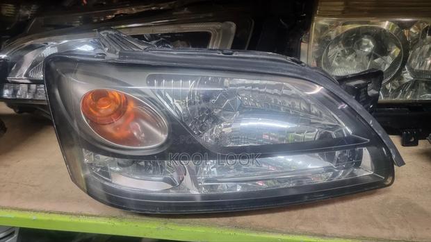 Subaru Legacy/ Outback Bh5 Headlight Xenon