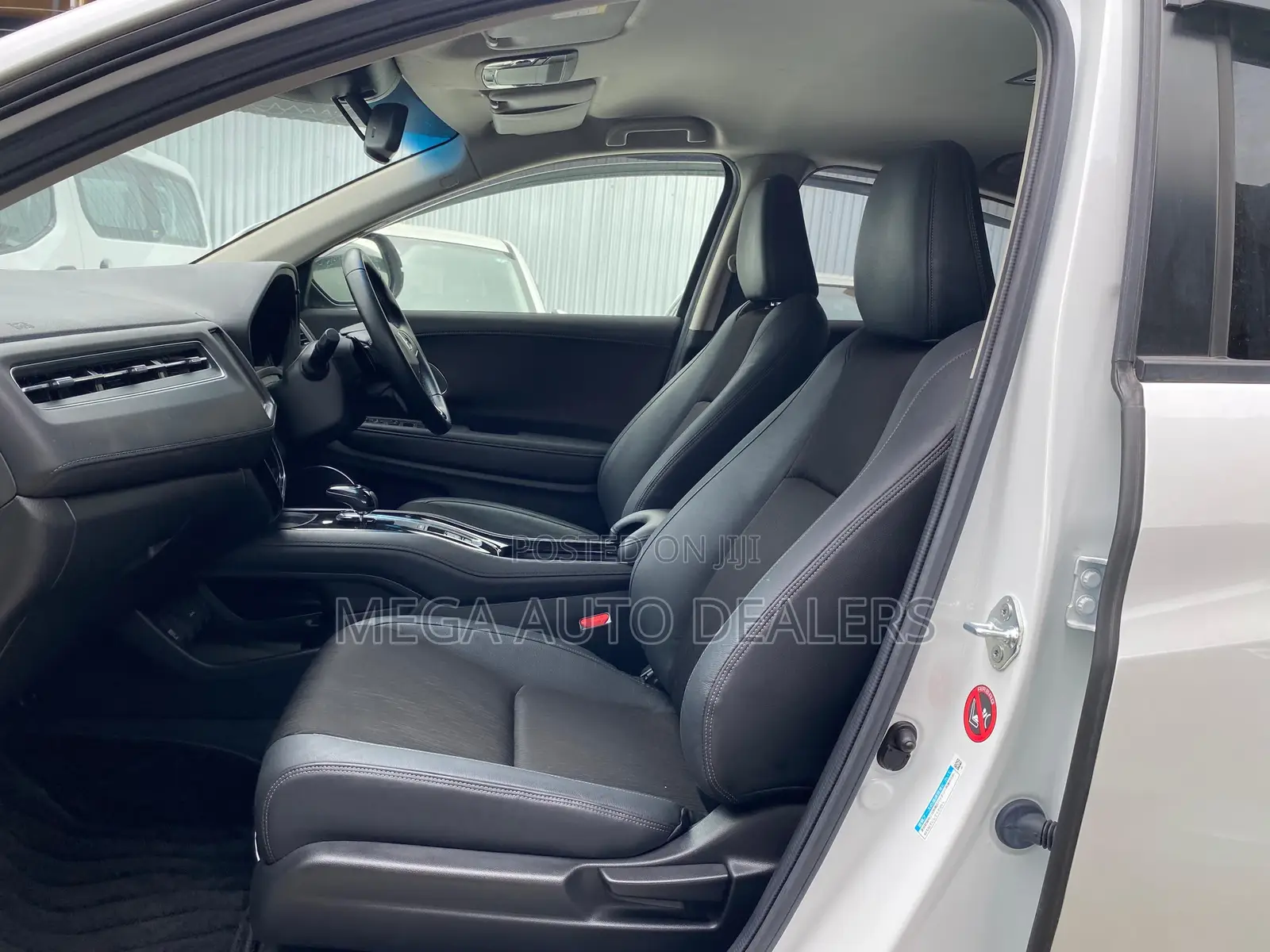 Honda Vezel 2018 White