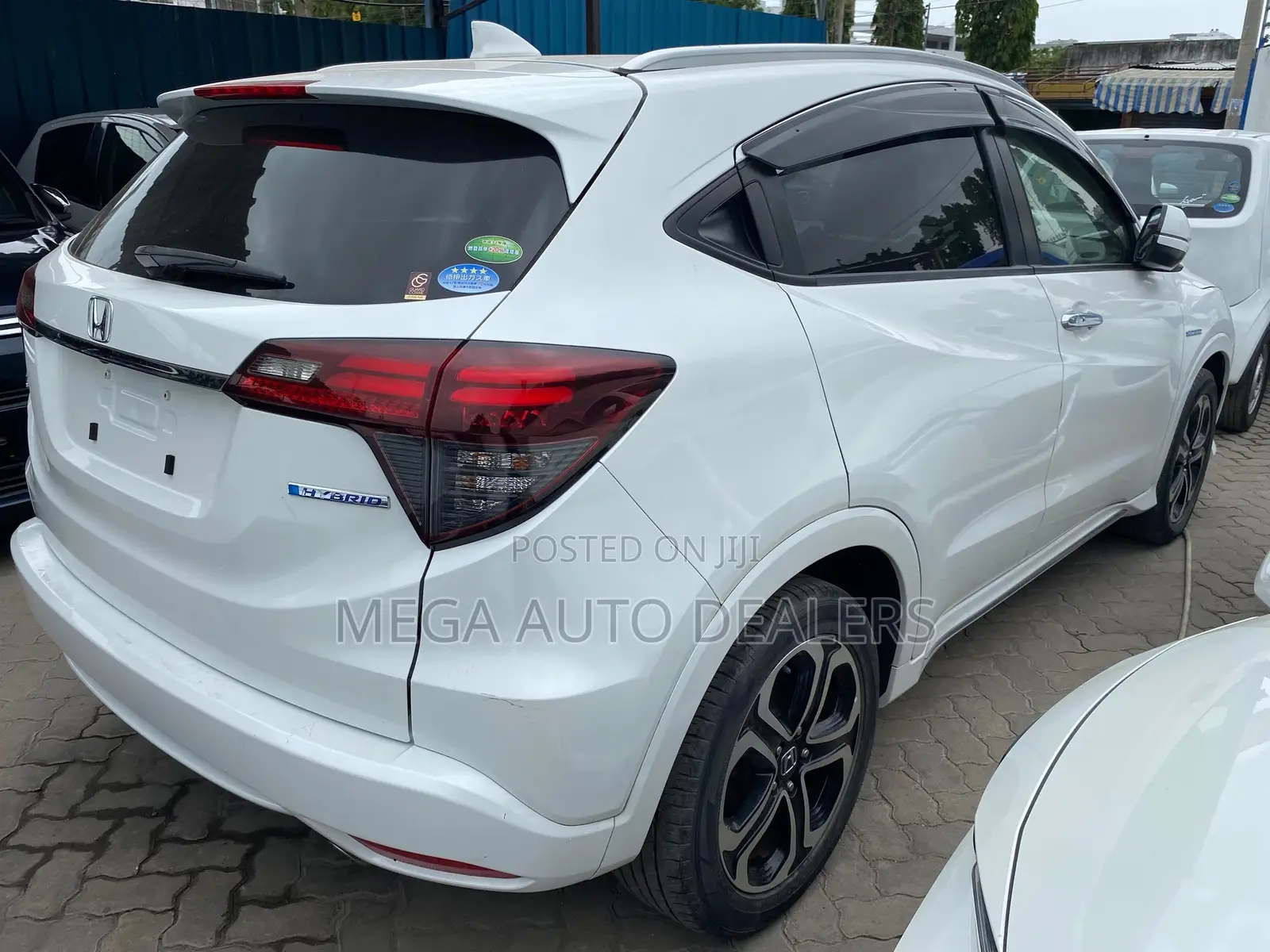 Honda Vezel 2018 White